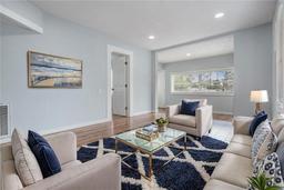 Picture of 3620 E Shadowlawn Avenue, Tampa, FL 33610