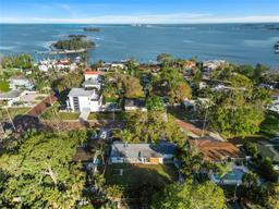 Picture of 1817 Santa Barbara Drive, Dunedin, FL 34698