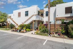 Picture of 127 Tidewater Drive Unit 127, Bradenton, FL 34210