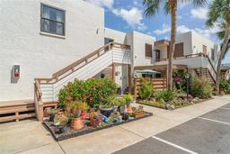 Picture of 127 Tidewater Drive Unit 127, Bradenton, FL 34210