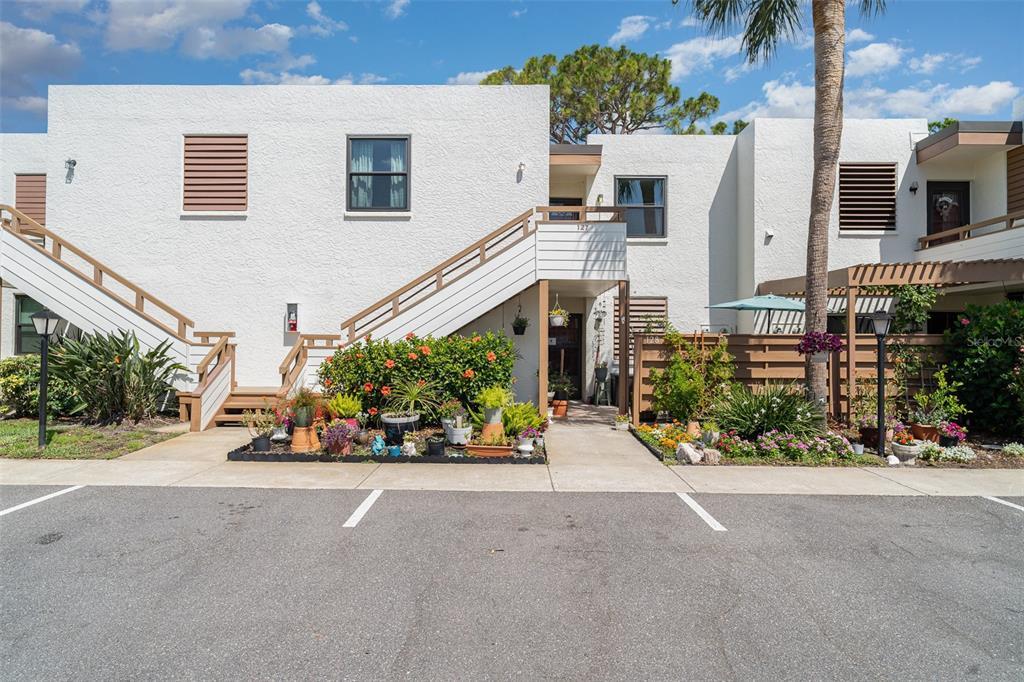 Picture of 127 Tidewater Drive Unit 127, Bradenton, FL 34210