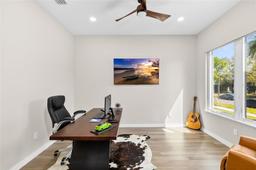 Picture of 3633 S Renellie Drive, Tampa, FL 33629