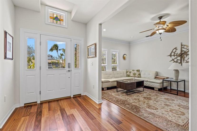 Picture of 4117 Roberts Point Circle, Sarasota FL 34242
