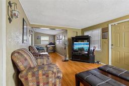 Picture of 645 16Th Avenue S, St Petersburg, FL 33701
