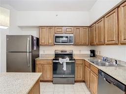 Picture of 12521 Floridays Resort Drive Unit 401F, Orlando, FL 32821