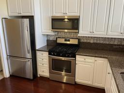 Picture of 4364 NW 35Th Terrace, Gainesville, FL 32605