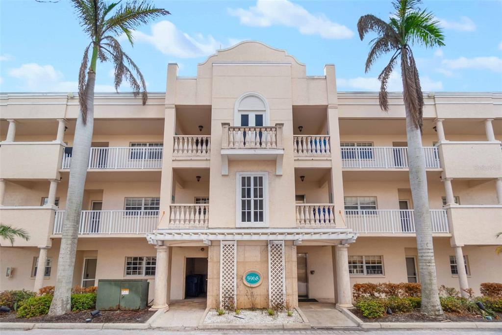 Picture of 5970 Midnight Pass Road Unit 177, Sarasota, FL 34242