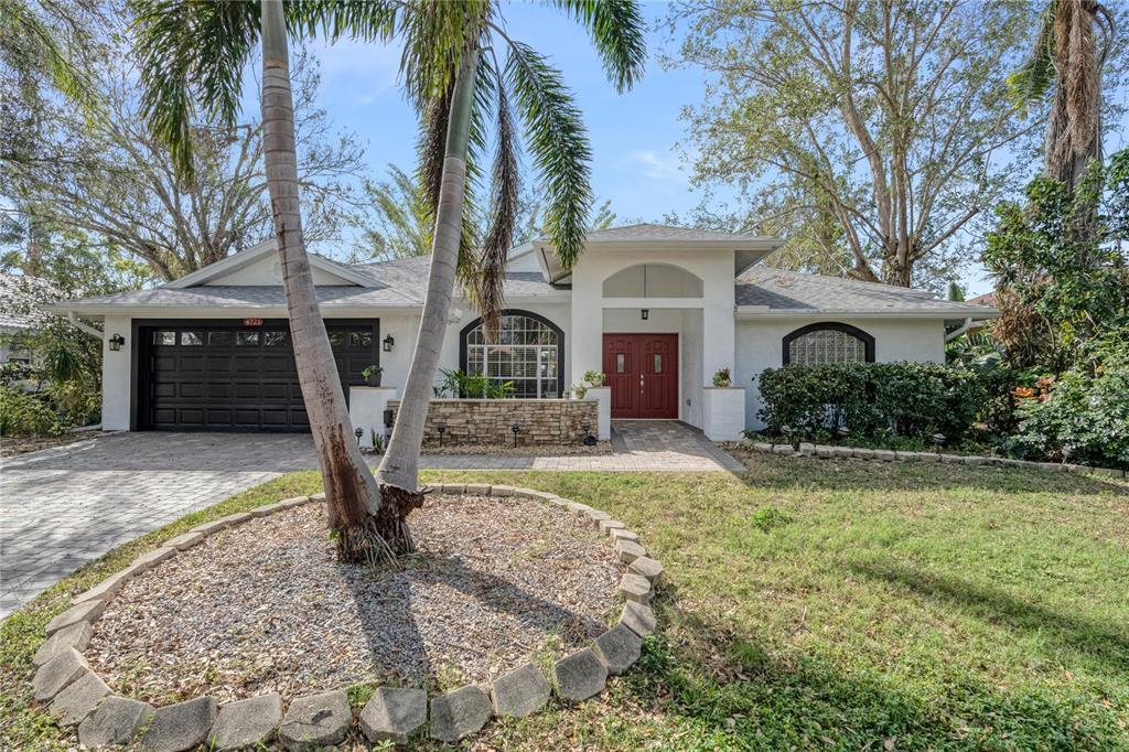 Picture of 4721 Country Manor Drive, Sarasota, FL 34233