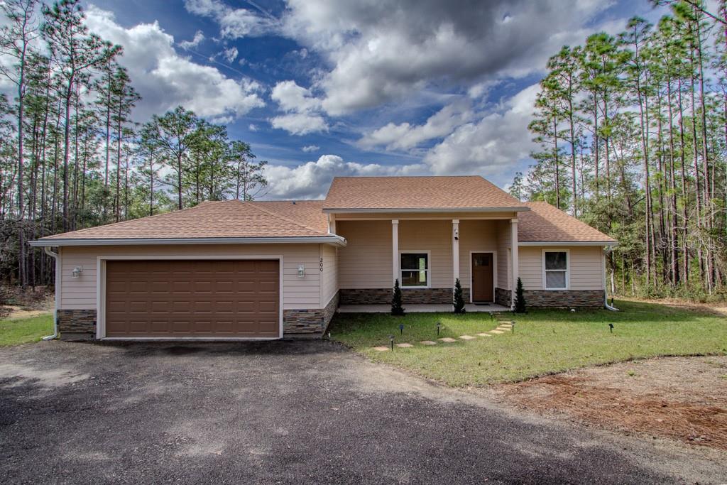 Picture of 200 Hour Glass Circle, Hawthorne, FL 32640