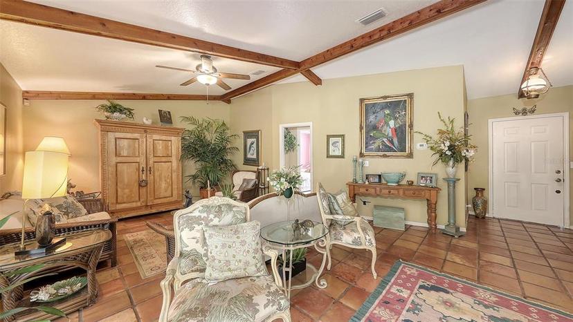 Picture of 829 Gantt Avenue, Sarasota FL 34232