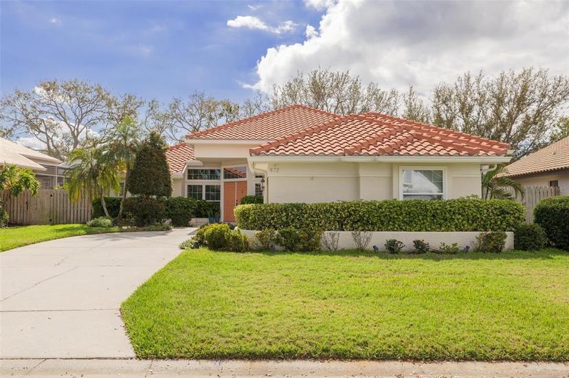 Picture of 872 Live Oak Terrace Ne, St Petersburg FL 33703