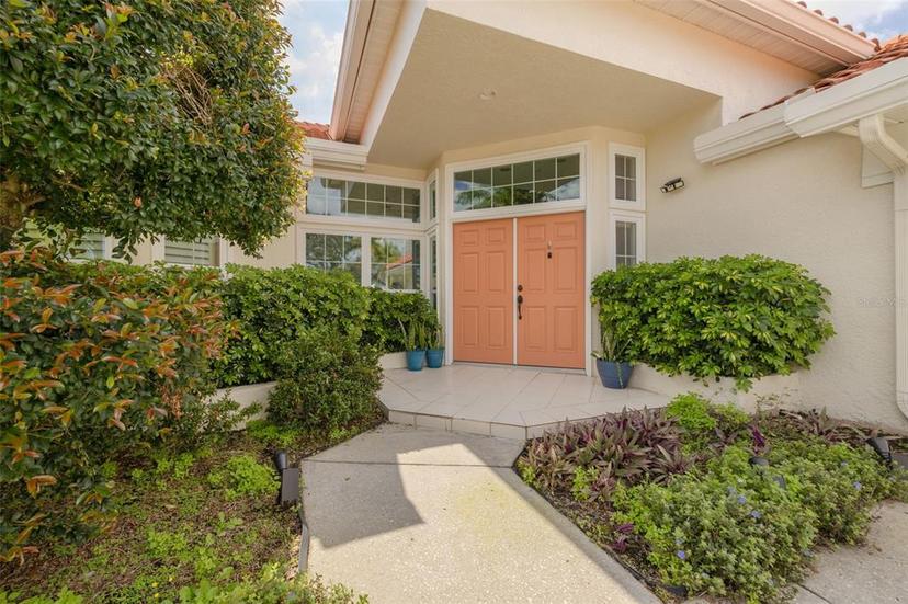 Picture of 872 Live Oak Terrace Ne, St Petersburg FL 33703