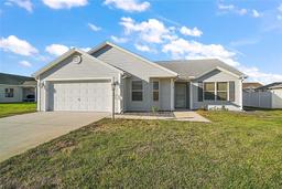 Picture of 12050 NE 51St Circle, Oxford, FL 34484