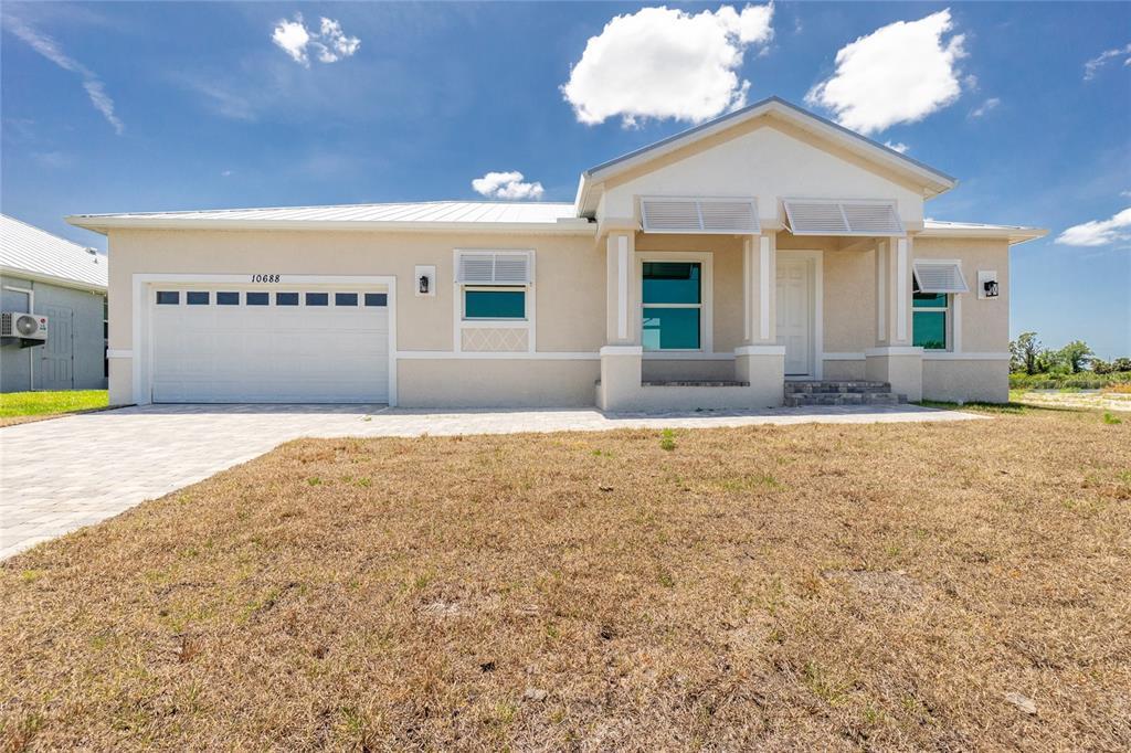 Picture of 10688 Mcalester Circle, Port Charlotte, FL 33981