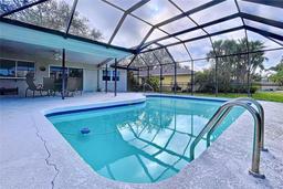 Picture of 6880 Greenbrier Dr, Seminole, FL 33777
