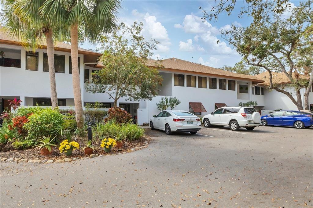 Picture of 3330 Thornwood Road Unit 3330, Sarasota, FL 34231