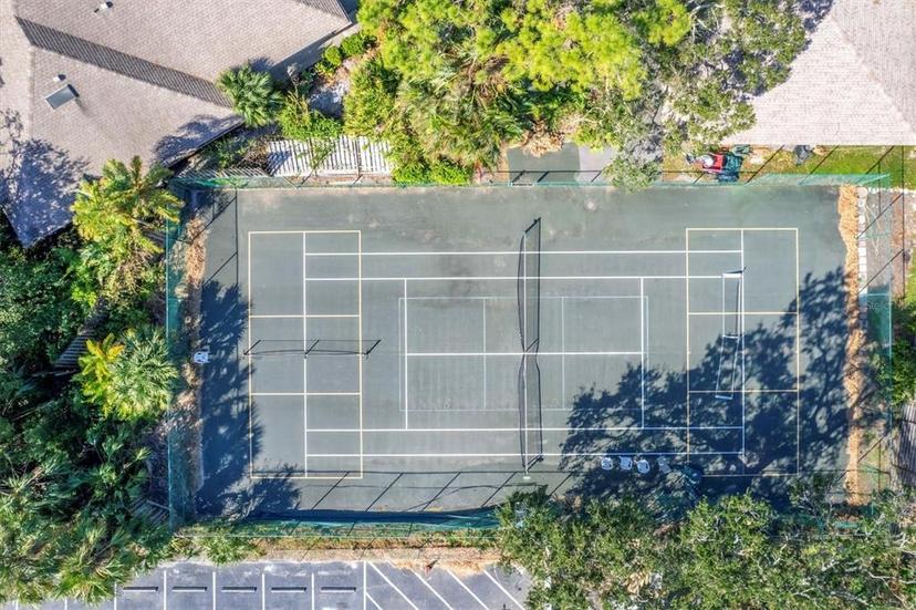 Picture of 3330 Thornwood Road Unit 3330, Sarasota FL 34231