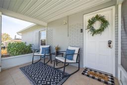 Picture of 305 6Th Avenue Sw, Largo, FL 33770