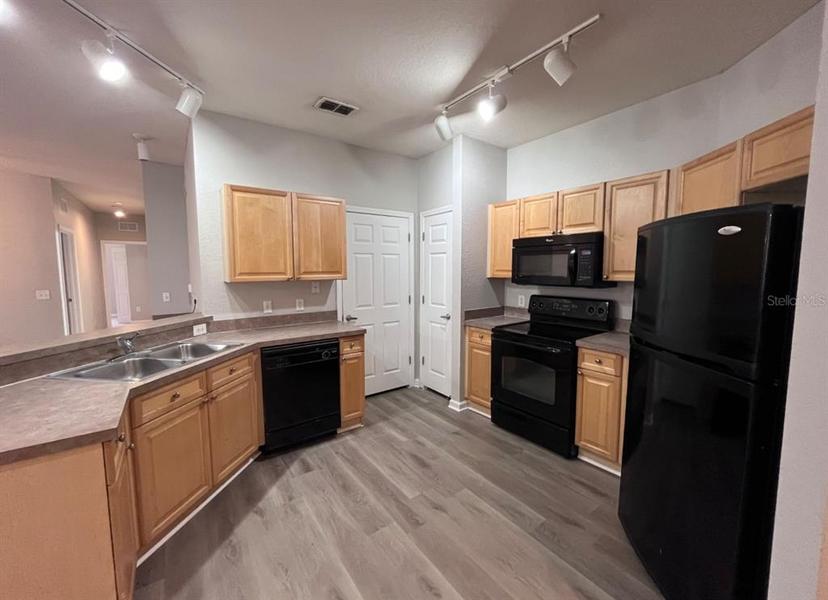 Picture of 501 Terrace Ridge Circle Unit 501, Davenport FL 33896