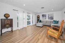 Picture of 4191 39Th Street S, St Petersburg, FL 33711
