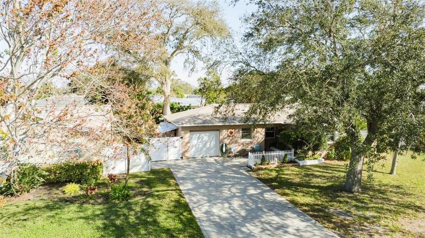 Picture of 6315 25Th Avenue N, St Petersburg FL 33710