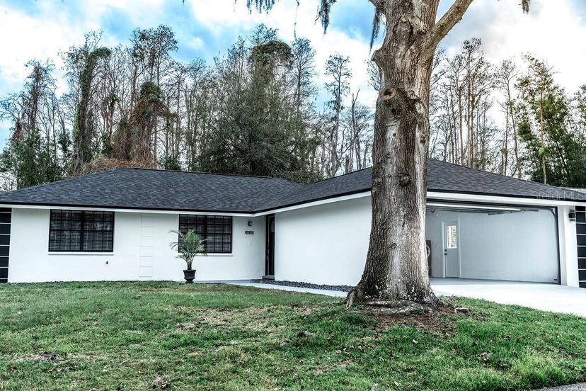 Picture of 4222 Autumn Leaves Drive, Tampa FL 33624