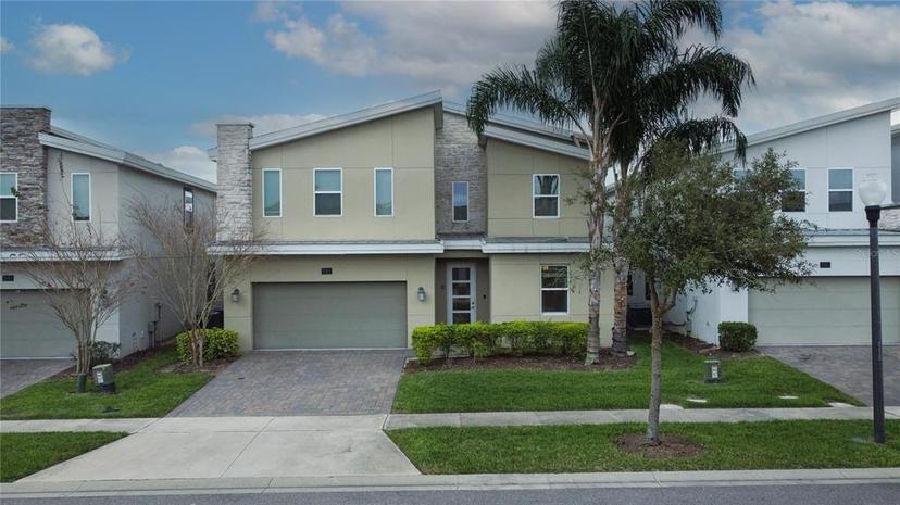 Picture of 561 Pebble Beach Drive, Davenport FL 33896