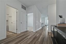 Picture of 2375 Harris Hawk Avenue, Ruskin, FL 33570