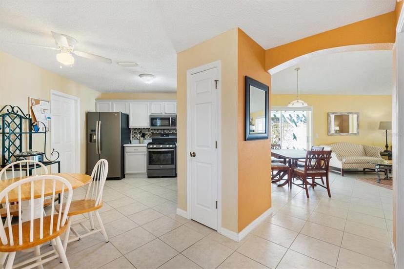 Picture of 1952 Peachtree Avenue, The Villages FL 32162
