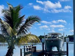 Picture of 209 Corsino Way S, St Petersburg, FL 33705