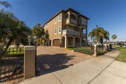 Picture of 209 Corsino Way S, St Petersburg, FL 33705