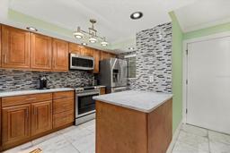 Picture of 1273 Dockside Place Unit 116, Sarasota, FL 34242