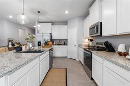 Picture of 17329 NW 173Rd Road, Alachua, FL 32615