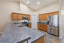 Picture of 560 Hatchwood Drive, Haines City, FL 33844