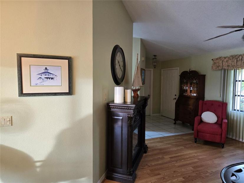 Picture of 17179 Edgewater Dr, Port Charlotte FL 33948