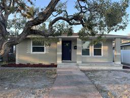Picture of 3711 1St Avenue S, St Petersburg, FL 33711