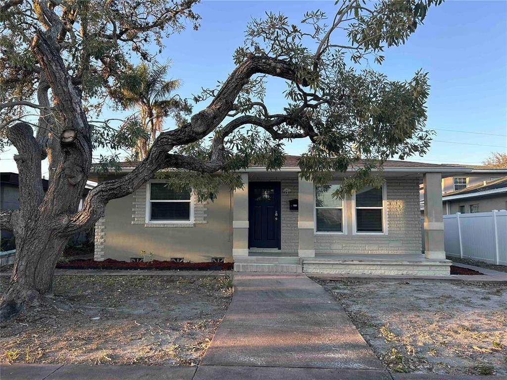Picture of 3711 1St Avenue S, St Petersburg, FL 33711