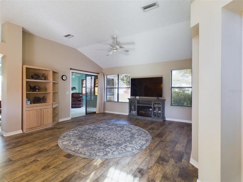 Picture of 737 Bolivar Street, The Villages FL 32159