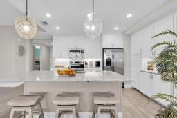 Picture of 383 Aruba Circle Unit 102, Bradenton, FL 34209