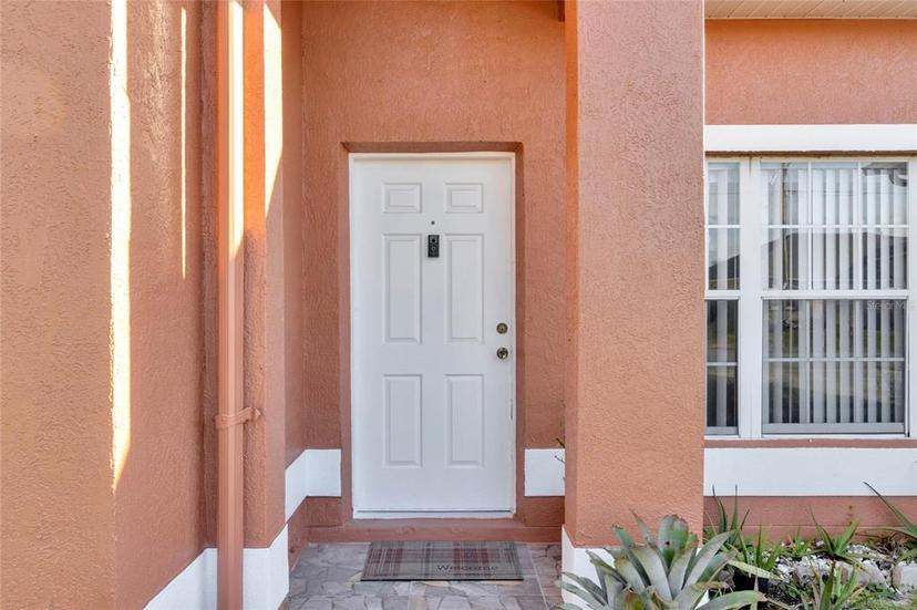 Picture of 372 Aylesbury Court, Kissimmee FL 34758