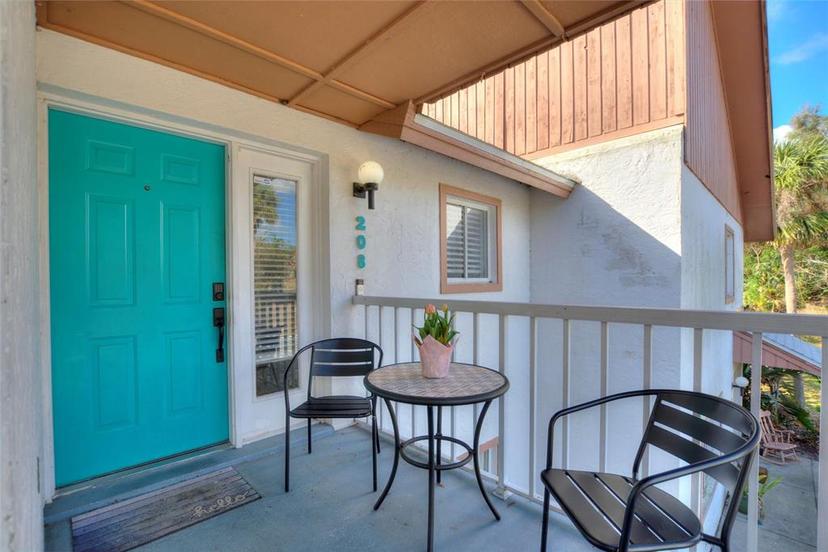 Picture of 208 Country Lane Ne Unit 208, Winter Haven FL 33881