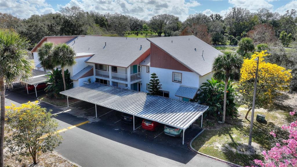 Picture of 208 Country Lane Ne Unit 208, Winter Haven, FL 33881