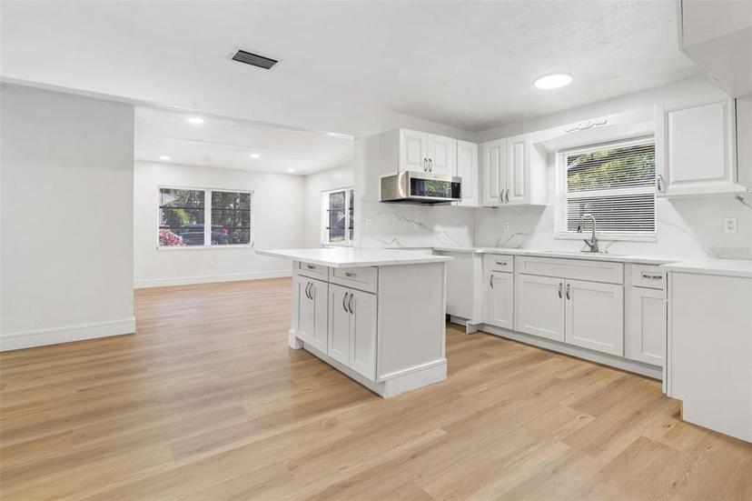 Picture of 1212 E Crawford Street, Tampa FL 33604