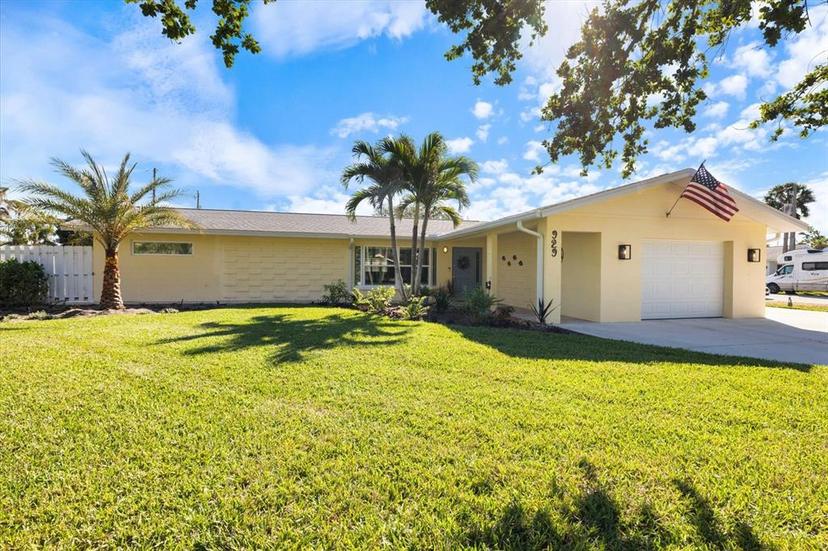 Picture of 929 The Rialto, Venice FL 34285