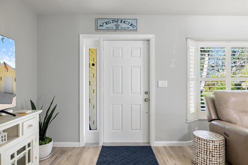 Picture of 929 The Rialto, Venice FL 34285