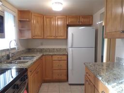 Picture of 5889 Garden Lane Unit H4, Bradenton, FL 34207