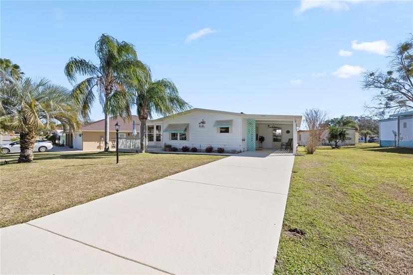 Picture of 906 Beechwood Avenue, Lady Lake FL 32159