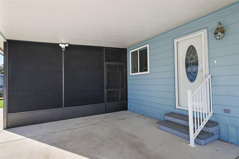 Picture of 562 Saint Johns Road, Tavares FL 32778