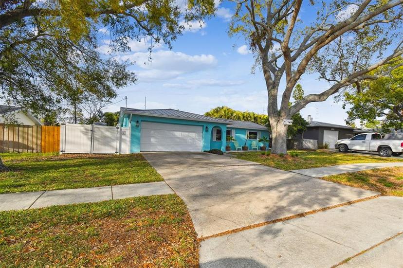 Picture of 1468 Plateau Road, Clearwater FL 33755