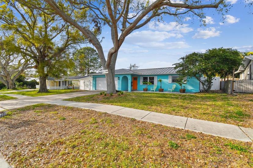 Picture of 1468 Plateau Road, Clearwater FL 33755